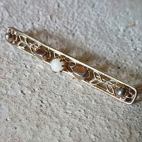 Vintage Jewelry - Vintage Art Nouveau Era Openwork Gold Tone Faux Seed Pearl Bar Brooch La…